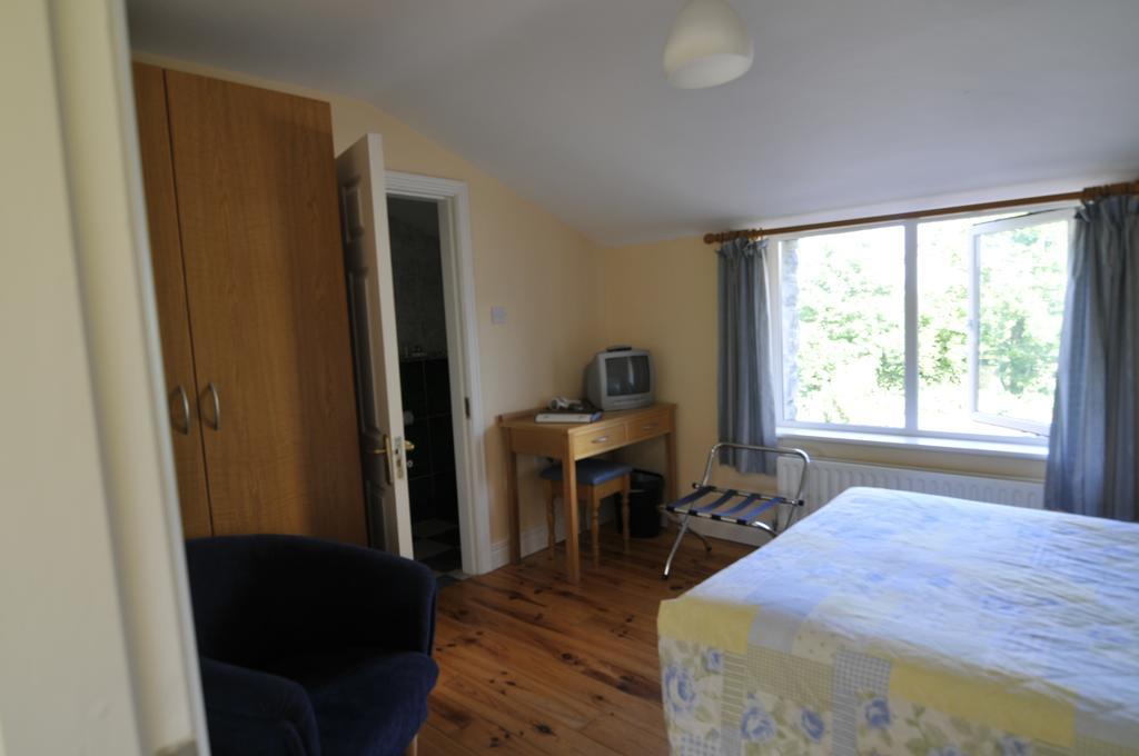 Carrowntober House B & B Oughterard Oda fotoğraf