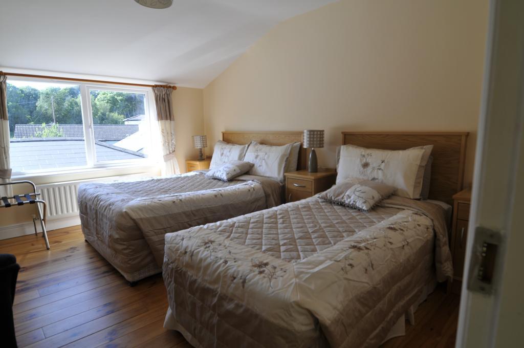 Carrowntober House B & B Oughterard Oda fotoğraf